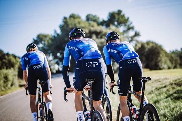Israel-Premier Tech unveils new and sleek kit for 2024 4