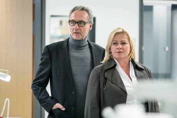 Zvláštní jednotka, Lipsko - Toter Mann - Z filmu - Daniel Friedrich, Petra Kleinert