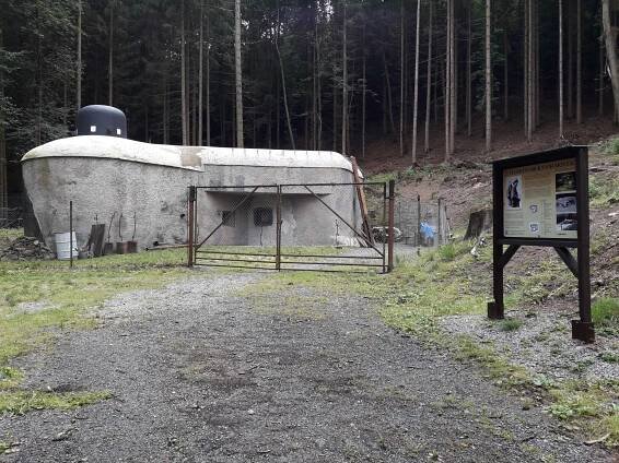 Fotky - Pěchotní srub N-S 85 "Montace" - 12.08.2017