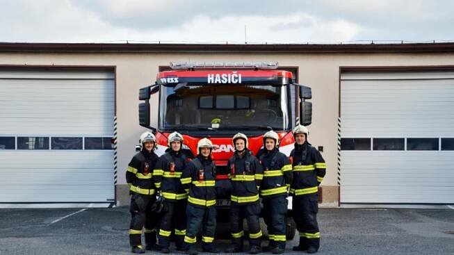 Dobříš oslaví 50 let profesionálních a 140 let dobrovolných hasičů