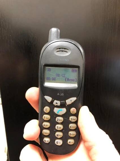 Siemens A35