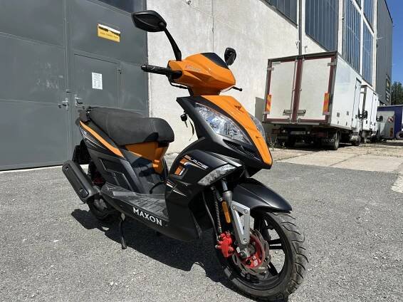 Maxon Blade 125