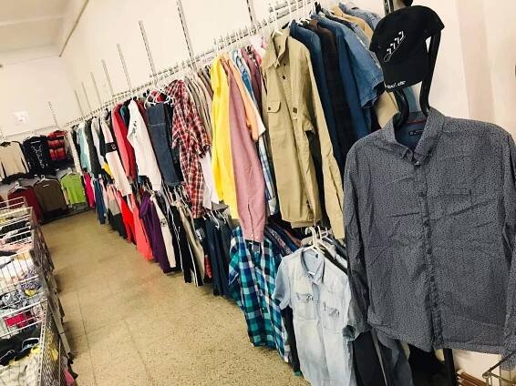 Olomouc - Pavlovická - Elegant secondhand