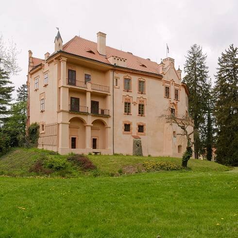 Vrchotovy Janovice (zámek)