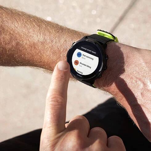 Chytré Hodinky Suunto 7 Black Lime Wrist HR GPS SS050379000