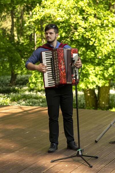 Trebišov oslávil 1. máj vo folklórnom duchu | MESTO TREBIŠOV