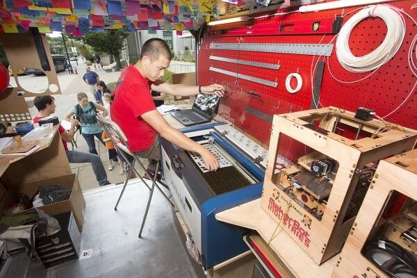 MAKERS: A movement in the Making - Ochen
