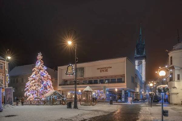 Vánoční pohoda ve Znojmě: jarmark i líbací brána. Advent zahájí žestě a Ruml