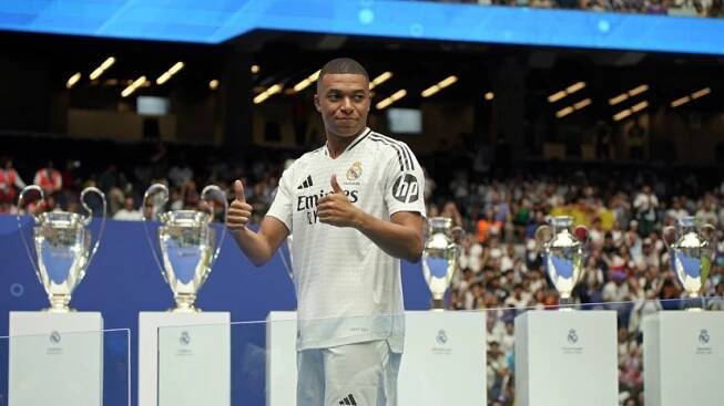 Spektakel in Madrid: KylianMbappé feierlich bei Real vorgestellt