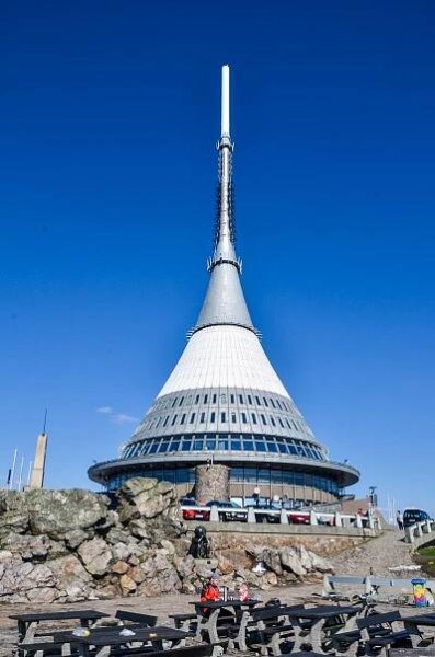 Rozhledna a vysílač Ještěd - Liberec, Českolipsko - Jizerské hory | Regiontourist.cz