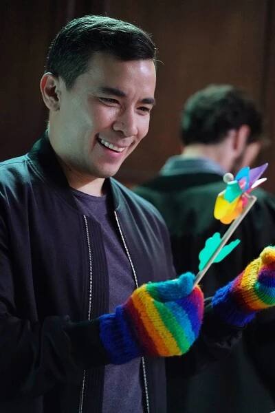 Vražedná práva - Jsi ten práskač? - Z filmu - Conrad Ricamora