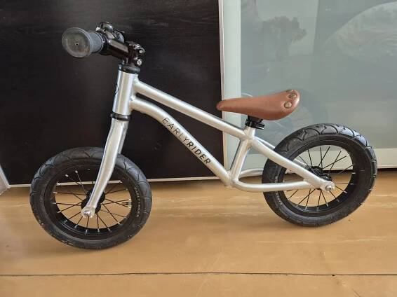 Odrážedlo Early Rider 12" Alley Runner za 3 000 Kč | Cyklobazar.cz