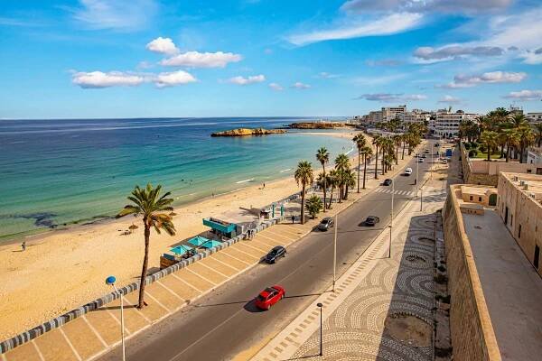Tunis, Monastir