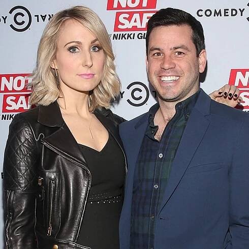 Nikki Glaser Age, Wiki, Height, Boyfriend, Family, Net Worth 2