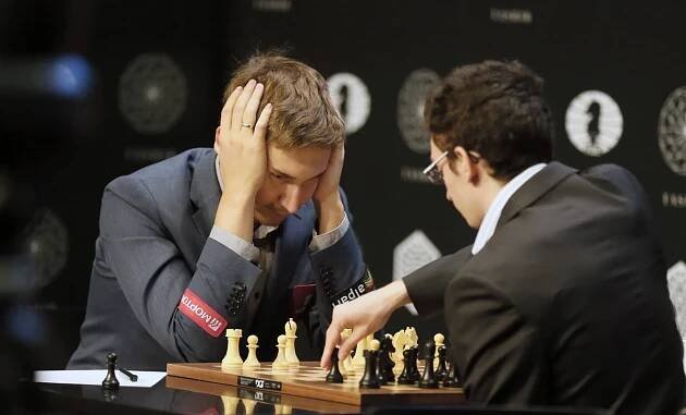 Schach-WM: Sergei Karjakin gegen Weltmeister Magnus Carlsen