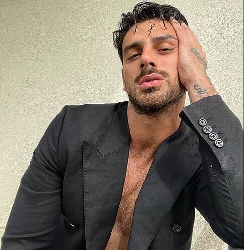 Michele Morrone.