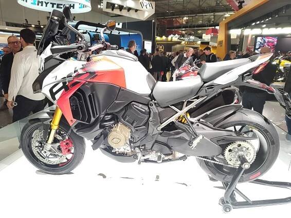 DMOTO | Moto novinky pro sezónu 2024 z EICMA Milano