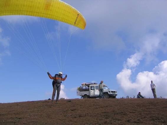 Paragliding nepal