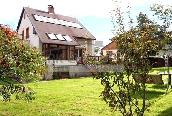 Prodej rodinného domu 5+1, 125 m2, 2x WC, Vyšší Brod, garáž, sklep, terasa, zahr. 1.045 m2 k užívání, obrázek č. 3