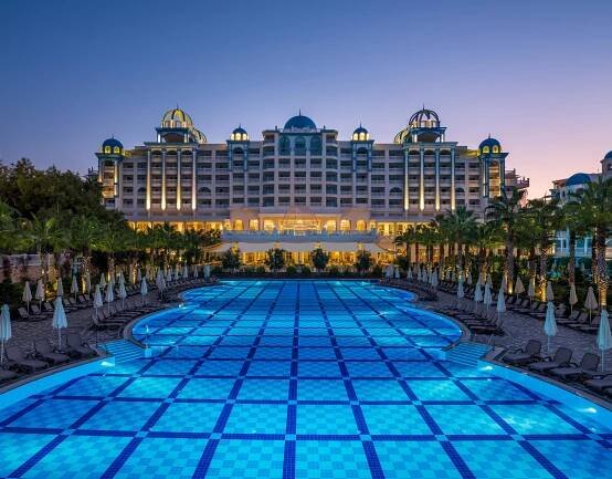 Rubi Platinum SPA Resort & Suites 5* - bazén
