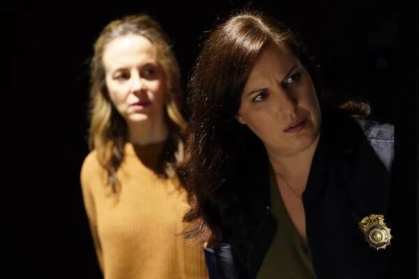 Emergence - Americký kaštan - Z filmu - Allison Tolman