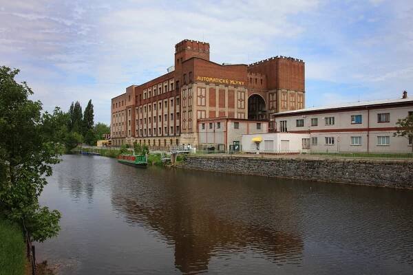 Automatické mlýny, Pardubice