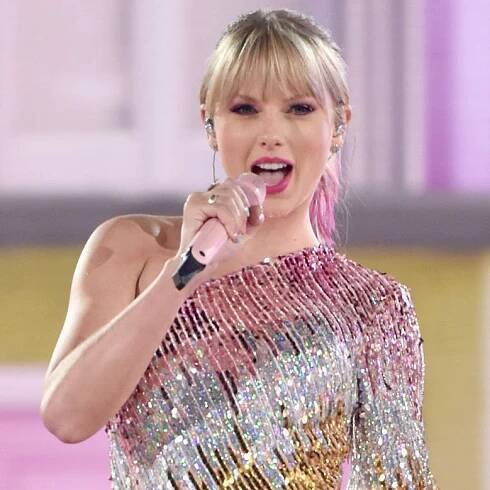Stop Meme-ing Taylor Swift
