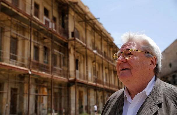 Zemřel Alan Parker, režisér Evity s Madonnou či Půlnočního expresu. Bylo mu 76 let