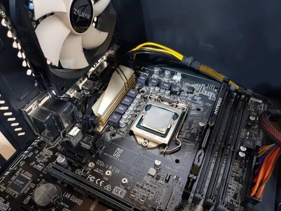 CPU bez chladiče