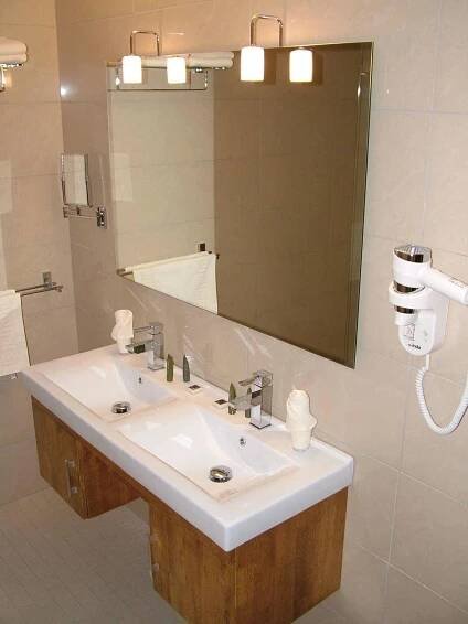 Hotel Afrika, Frýdek Místek | Hotel.cz