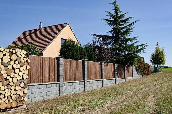 Betonová plotová tvárnice GARDELOT® sloupová 30x30 | Beton E-shop