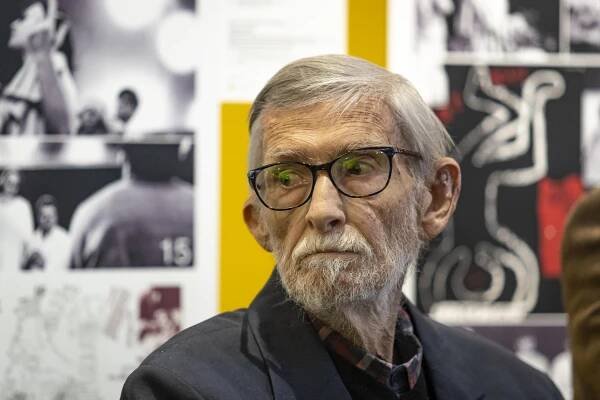 Zemřel Jan Schmid