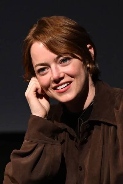 Emma Stone Broke a Long-Standing Fashion Rule While Styling the Biggest Trend of Fall 2025