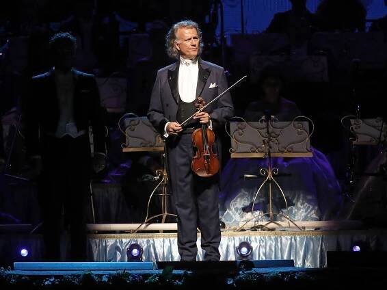 OBRAZEM: André Rieu potěšil české milovníky vážné hudby