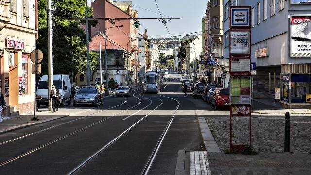 Do Zenklovy a Vinohradské ulice v Praze se od září vrátí tramvaje