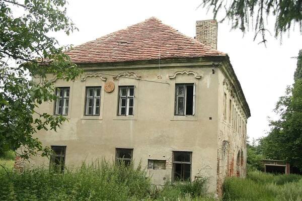 Kovanice (zámek) – Wikipedie