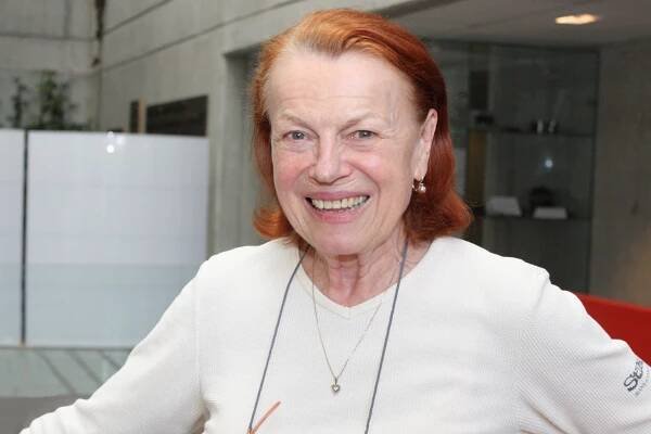 Iva Janžurová se představí jako Božská Sarah. Inscenaci nastudovala Alice Nellis