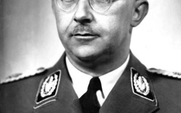 Farmář, okultní snílek, ale i vražedná mašina. Heinrich Himmler byl směsí bizarnosti a chladné výkonnosti