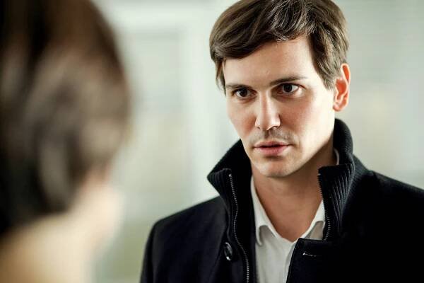 Janus - Episode 2 (E02) (2013)
