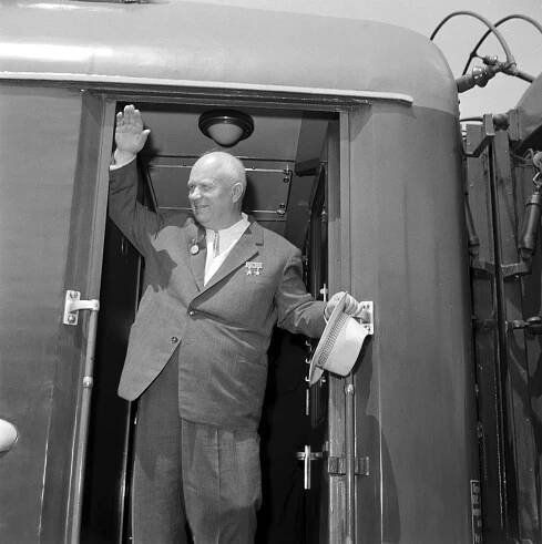Nikita Sergejevič Chruščov: *17.4.1894 – †11.9.1971, sovětský komunistický politik