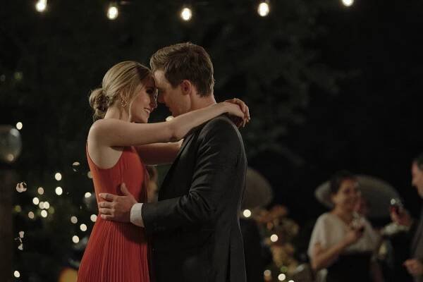 Emily Tennant, Tyler Johnston - Dokonalá svatební fotka - Z filmu