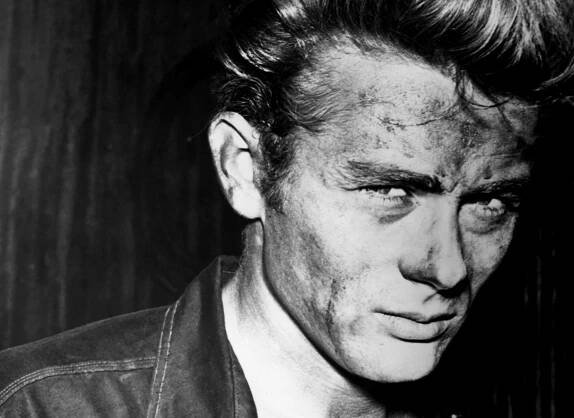 Legendary Hollywood Actor James Dean in Rebel Without a Cause Wallpaper