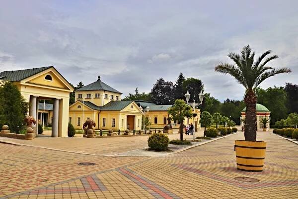 Český rozhlas Karlovy Vary oslaví 20. narozeniny Karlovarského kraje | Karlovy Vary