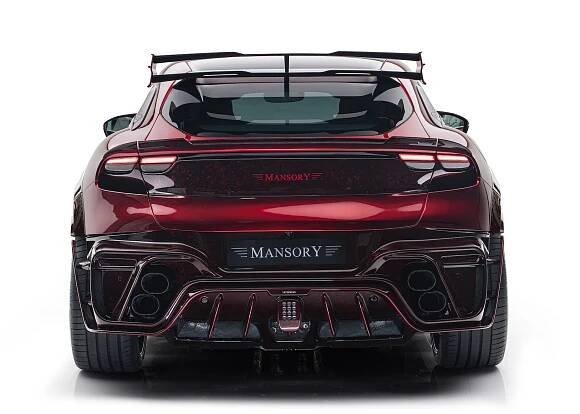 Tohle je jedna z nejhorších věcí, co kdy kdo autu udělal. Mansory znesvětilo původně krásné Ferrari Purosangue