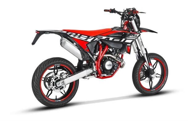 BETA RR 4T 125cc LC ENDURO – black