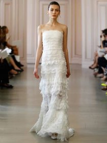 Módní svatební šaty 2019: moderní krásné modely a styly (59 fotografií) \ t