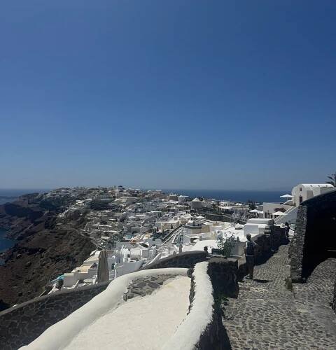 PERIVOLAS LIFESTYLE HOUSES - Updated 2025 Prices & Hotel Reviews (Santorini/Oia, Greece)