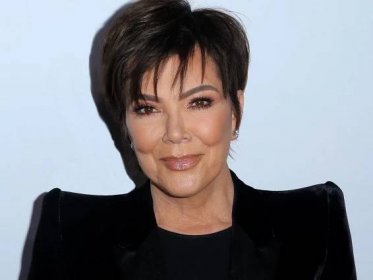 Kris Jenner Swapped Her Iconic Pixie Haircut for a Bob — See Photo