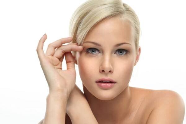 Povadlá oční víčka mohou způsobit zdravotní komplikace – Woman&style