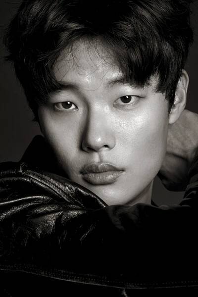 Ryu Jun-yeol herec